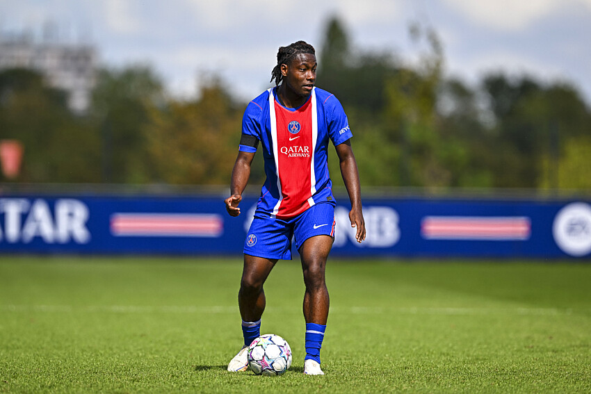 The France U19 squad list for September, featuring 3 PSG players  