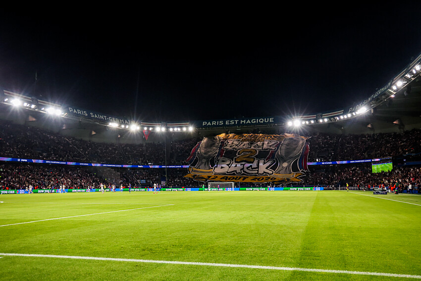 PSG permanently bans a group of Ultras from the Parc des Princes. PSG permanently bans a group of Ultras from the Parc des Princes.