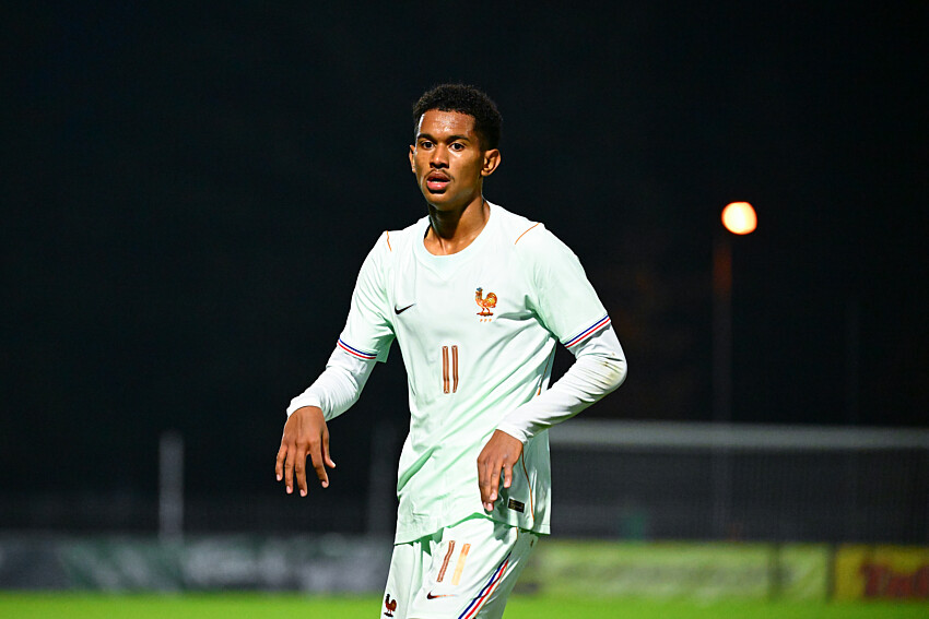 PSG – Blow confirmed for Mayulu; he is returning to Paris.  